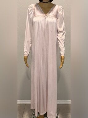 Long Lace-Trim Nightgown in Soft Pink